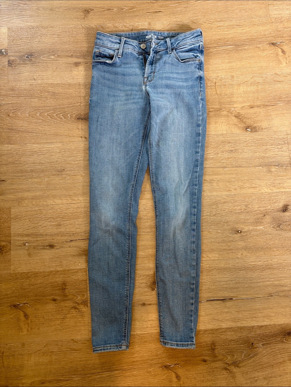 Old Navy Women's Light Blue Skinny Jeans